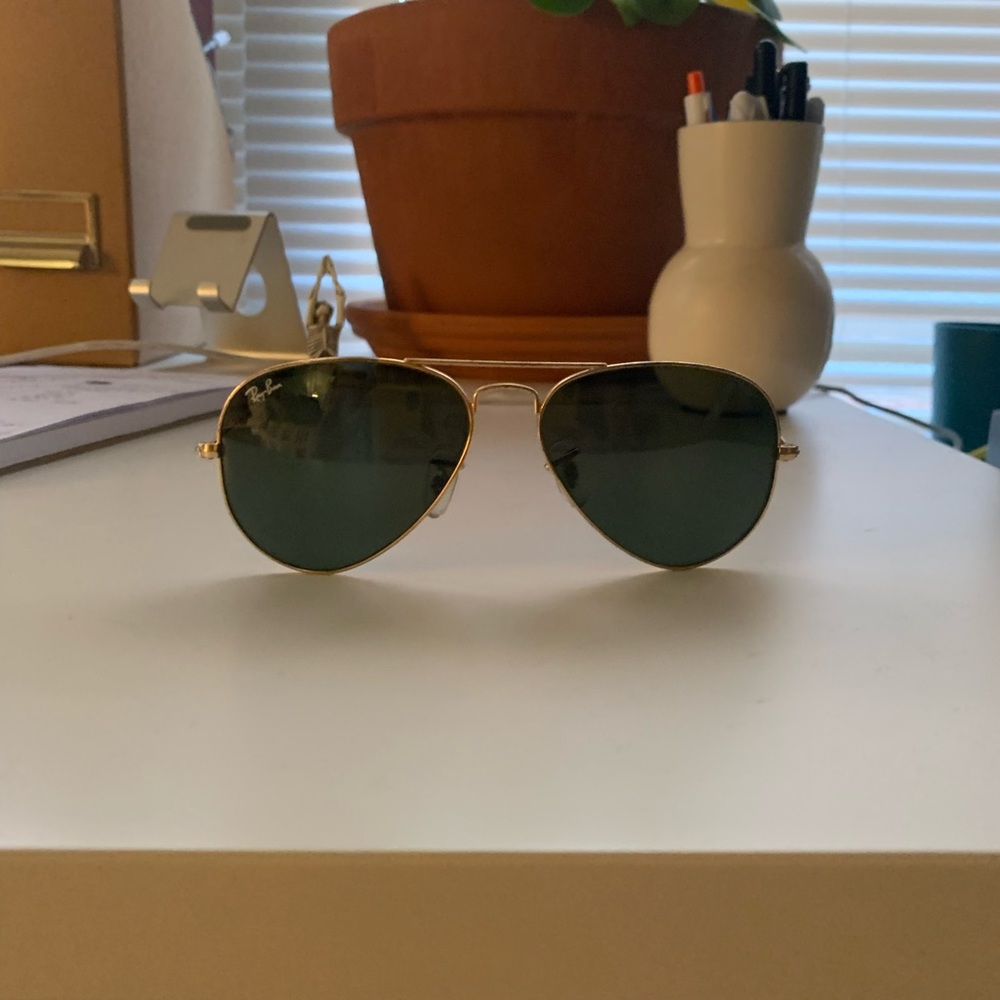 Gold Rayban Aviators